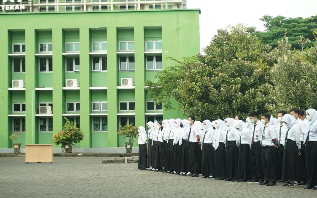 Fakultas Kedokteran UNDIP Laksanakan Upacara Secara Hybrid