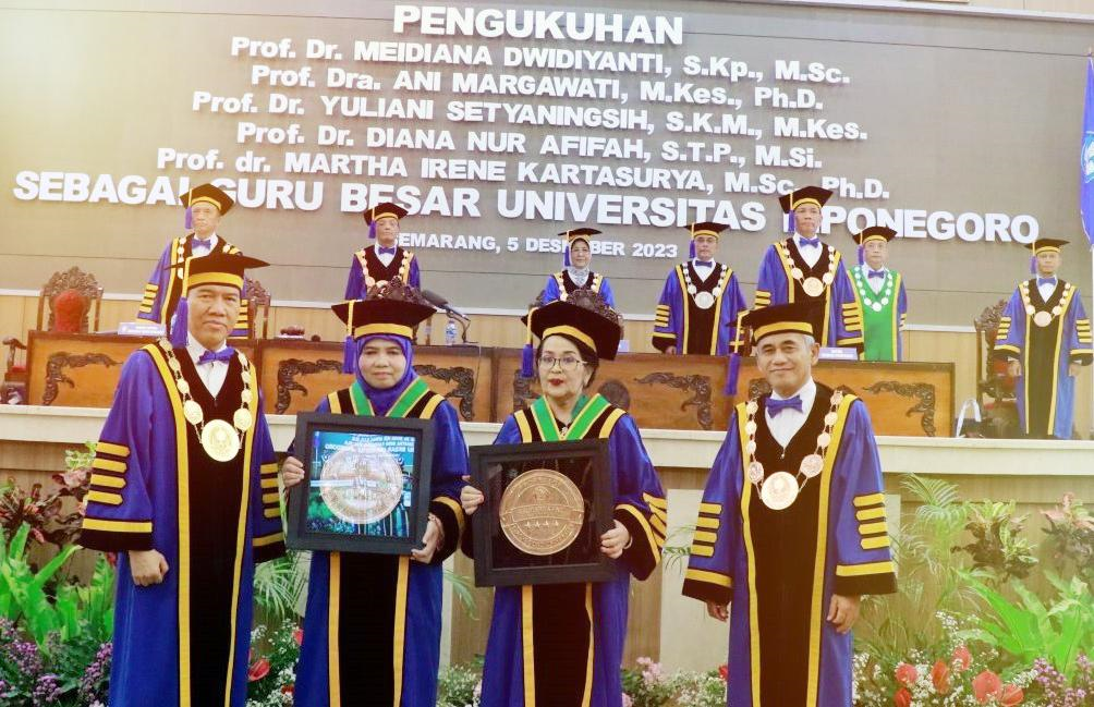 Three outstanding members of the UNDIP Faculty of Medicine have been officially appointed as professors