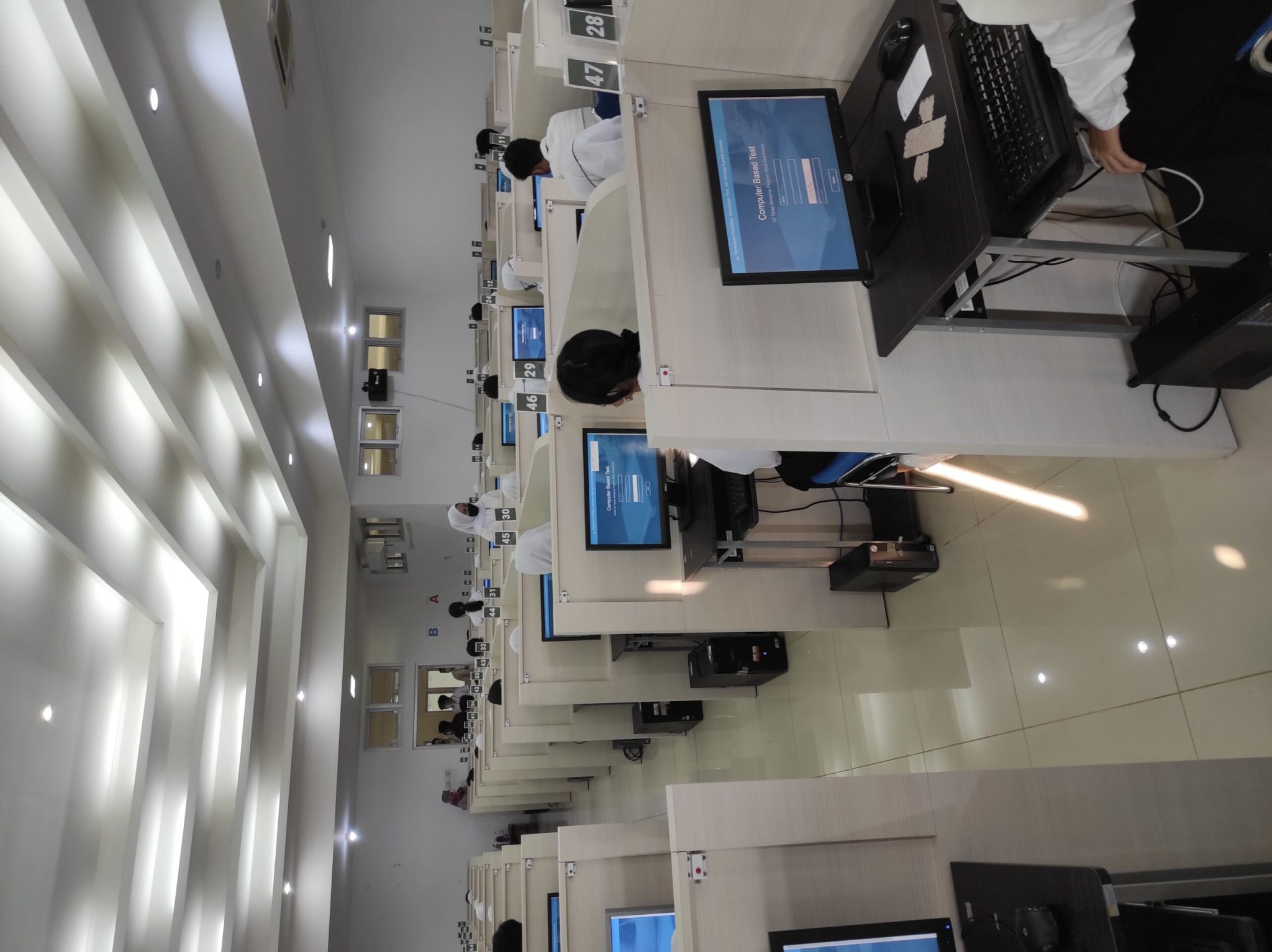 Laboratorium Komputer16