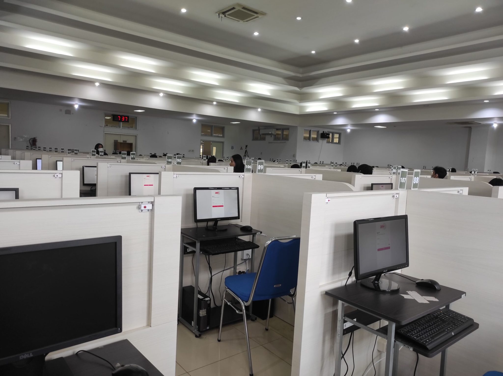 Laboratorium Komputer17