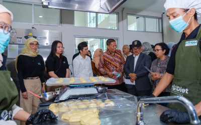 Menteri PPN/Bappenas Kunjungi Fakultas Kedokteran UNDIP, Tinjau Inovasi Riset dan Pembangunan ProfDiet Kitchen 2