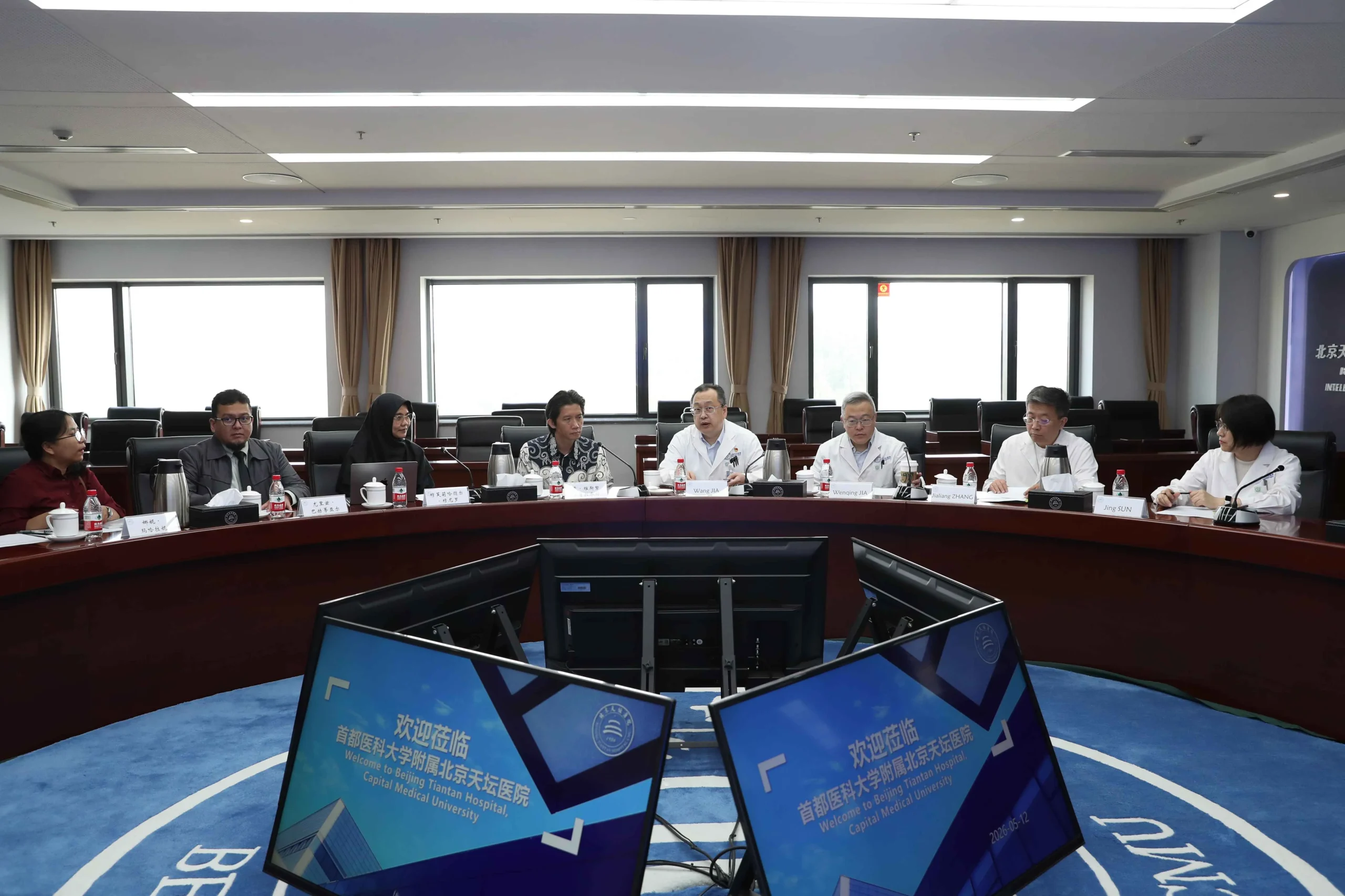 A delegation from the Faculty of Medicine, Universitas Diponegoro (FK Undip) visited Beijing Tiantan Hospital, China, to strengthen international cooperation in the fields of medical education, neuroscience, and the implementation of AI in healthcare.